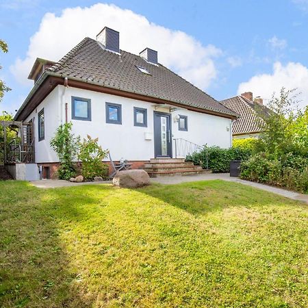 Kpt Verwaltungs Und Service Gbr Plön Exterior foto